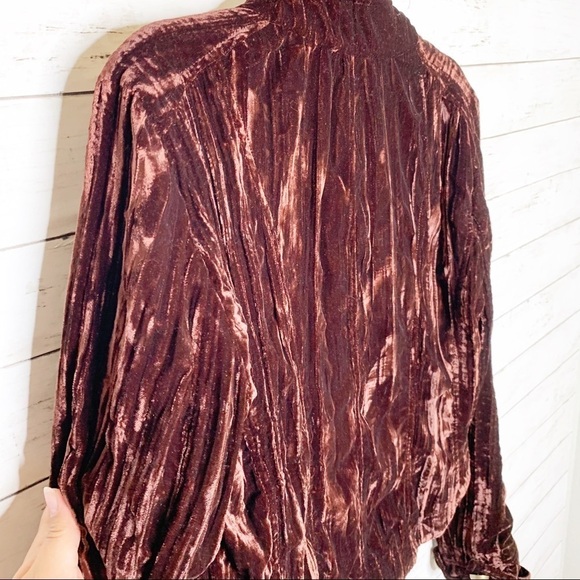 Revolve Nightcap Sgt. Breasted Maroon Velvet Blazer - Picture 7 of 14